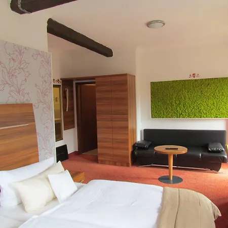 Almrausch מלון 3*