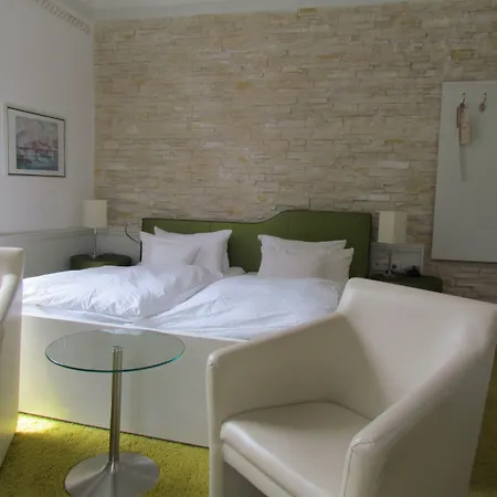 Almrausch מלון 3*